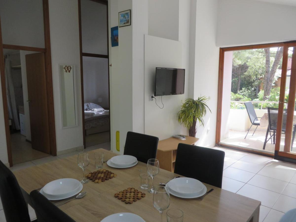 Soline Beach Apartments Biograd Na Moru Bagian luar foto
