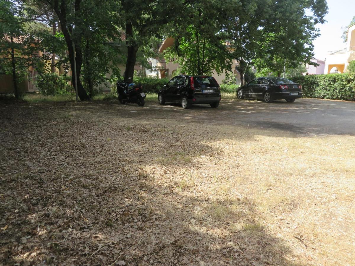 Soline Beach Apartments Biograd Na Moru Bagian luar foto