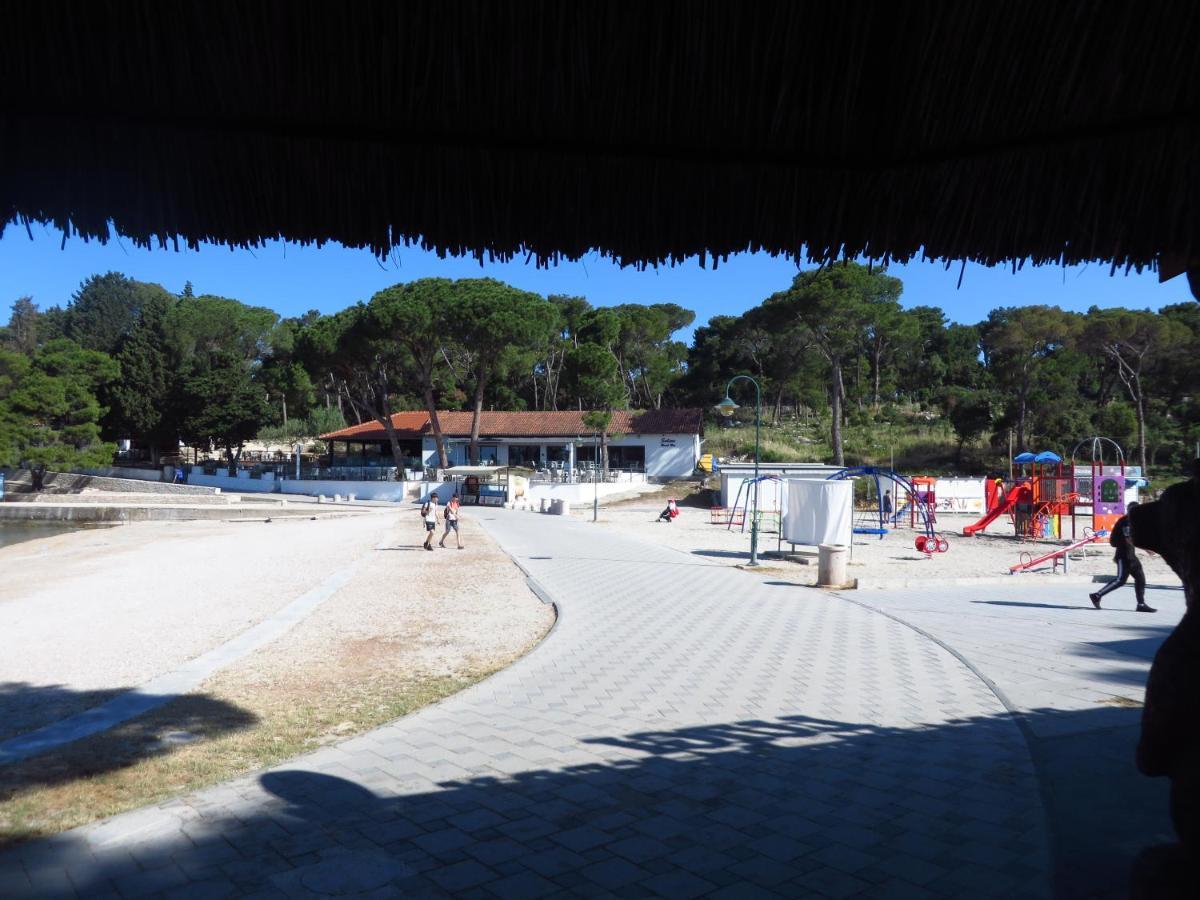 Soline Beach Apartments Biograd Na Moru Bagian luar foto