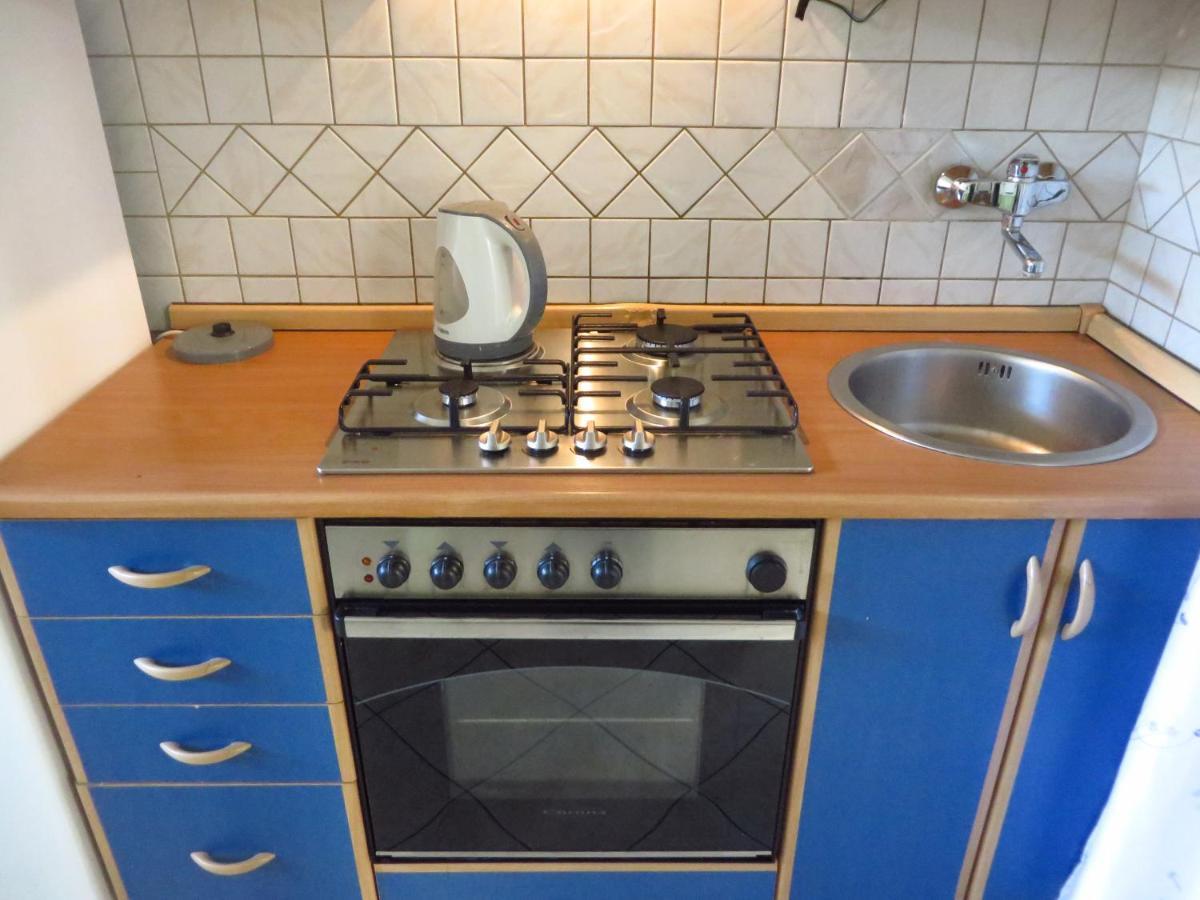 Soline Beach Apartments Biograd Na Moru Ruang foto
