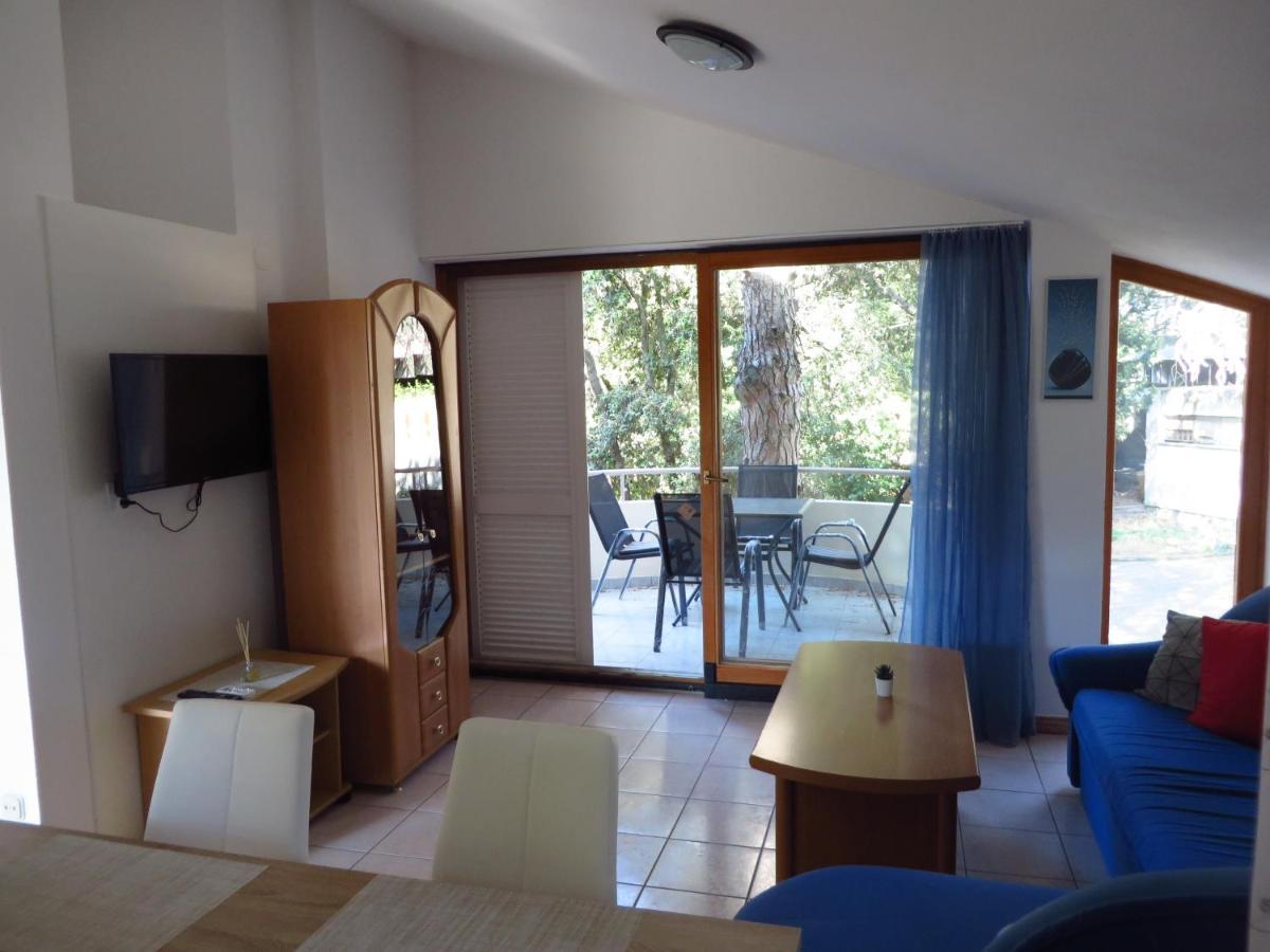 Soline Beach Apartments Biograd Na Moru Bagian luar foto