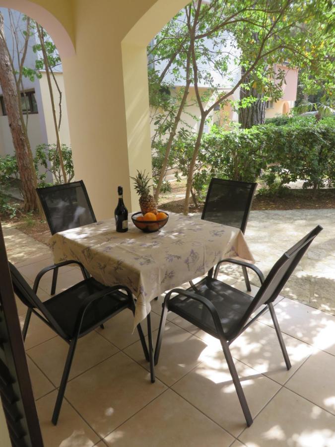 Soline Beach Apartments Biograd Na Moru Bagian luar foto