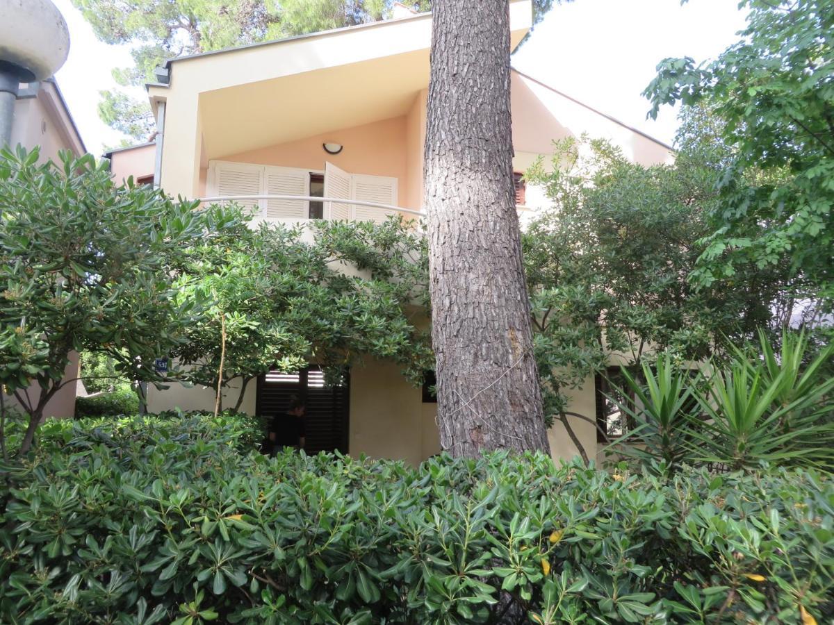 Soline Beach Apartments Biograd Na Moru Bagian luar foto