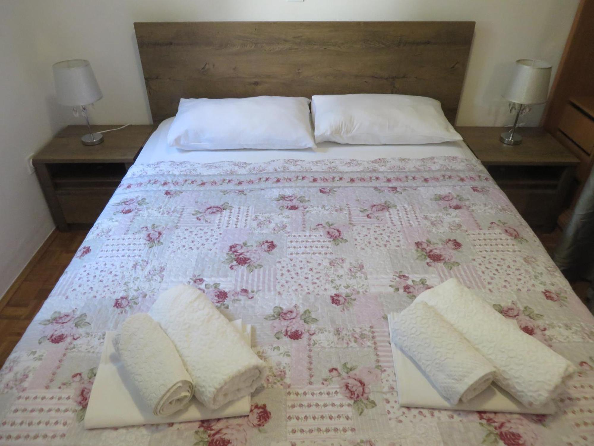 Soline Beach Apartments Biograd Na Moru Ruang foto